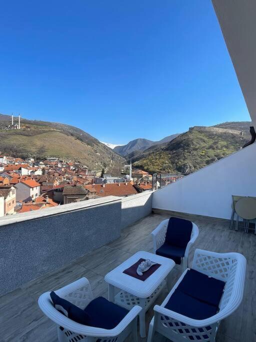 Penthouse With Castle View Leilighet Prizren Eksteriør bilde